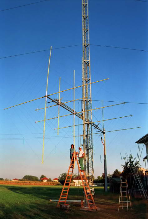 IK1NMJ, 5 el. 5 band Antenna Mart quad

